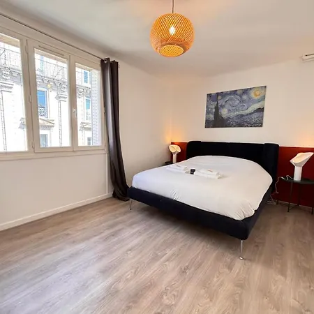 Clovis Grand T3 Calme Avec Balcon Au Centre-ville