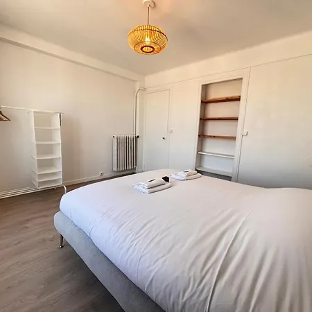 Clovis Grand T3 Calme Avec Balcon Au Centre-ville شقة *