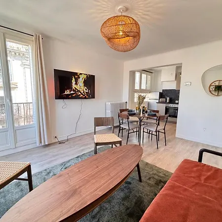 Clovis Grand T3 Calme Avec Balcon Au Centre-ville شقة *
