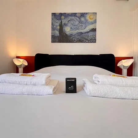 Clovis Grand T3 Calme Avec Balcon Au Centre-ville شقة *
